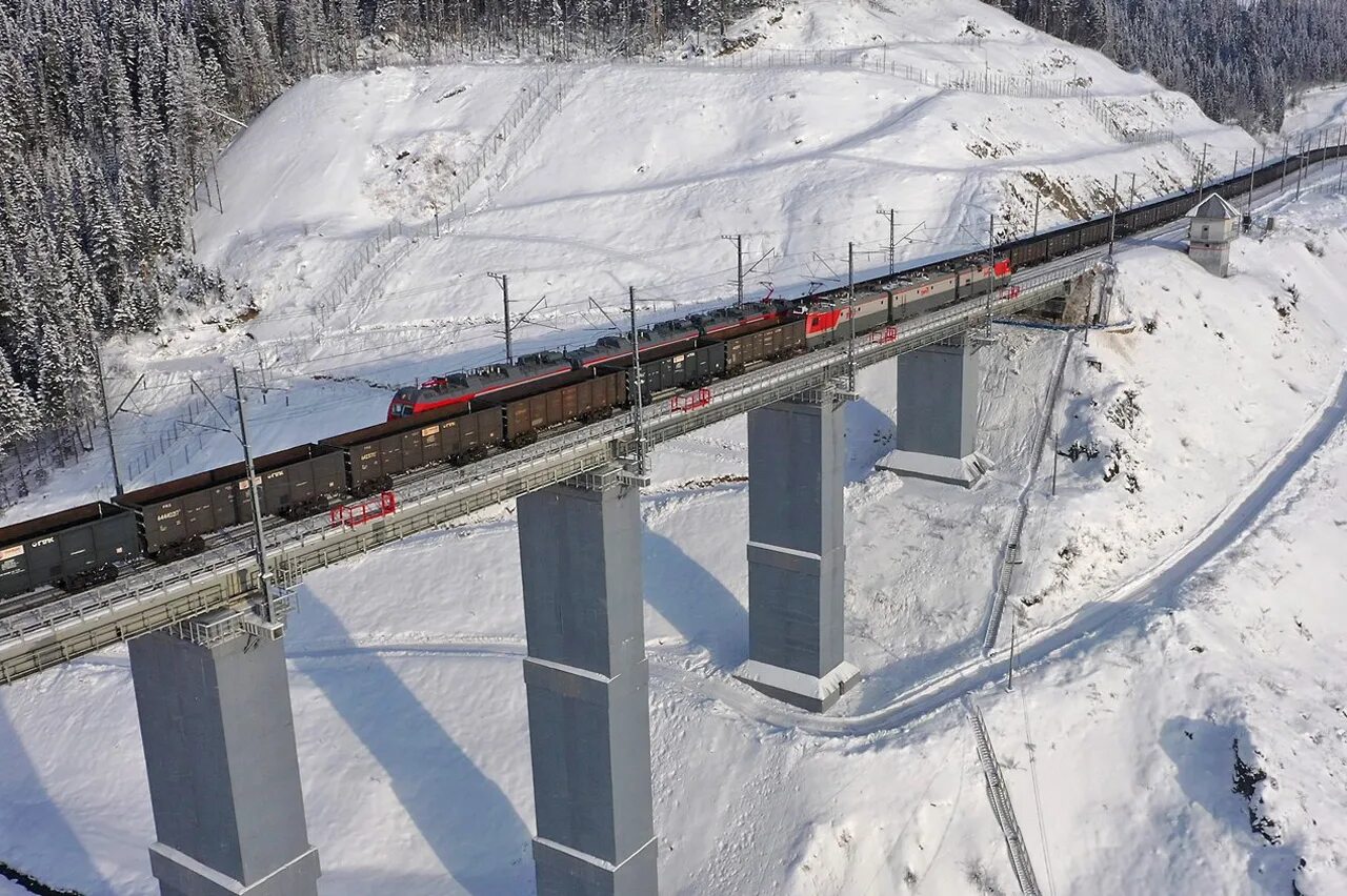 Дорога абакан красноярск. Козинский виадук чертов мост. Чертов мост Абакан Тайшет. Козинский виадук Красноярский край. Козинский виадук трасса Абакан Тайшет.