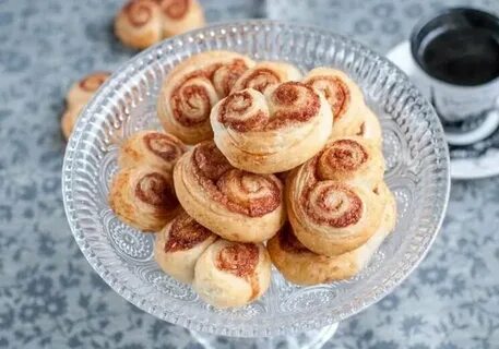 Слоеные печенья с корицей