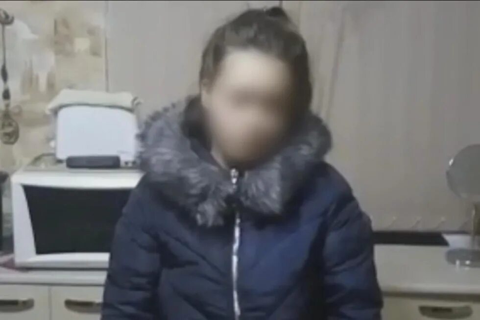 Пойман маме. Сын подловил мать. Мамаши поймали. Пойман маме. Мамаши поймали.