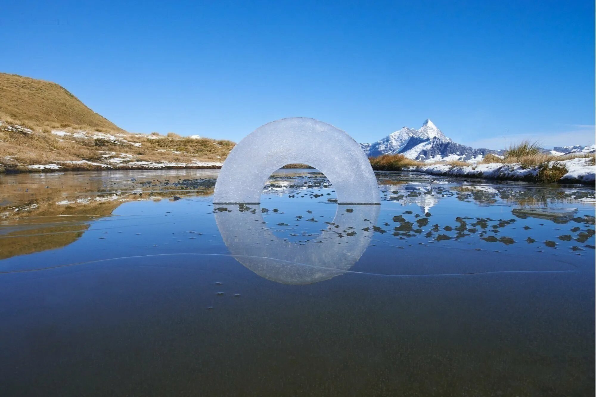 Ice circle. Ice Cycles.