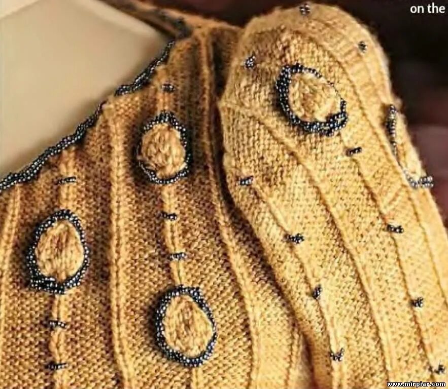 Пальто наталья гринь фриформ. Жакет из бабушкиных квадратов. Вязаные вещи в стиле бохо. Модели натальи агасиевой бохо. Мастер класс по вязанию спицами.