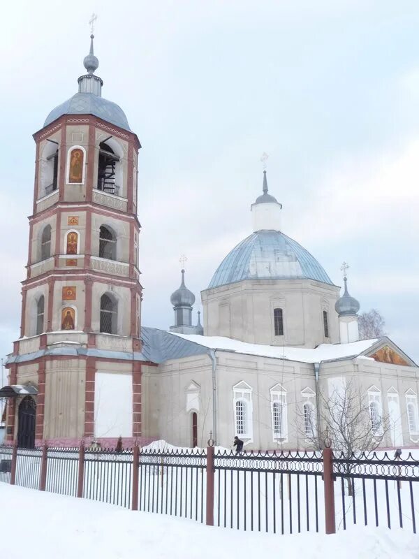 Храм в Кременках Калужской области. Кременки Жуковский район. Кремёнки Жуковский район Калужская область. Храмы Кременки Калужской.