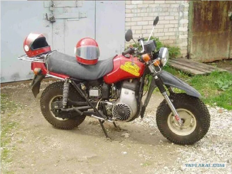 Авито воронежская область калач скутеры. Рейсер гс 110. Патрон aero 125 f. Ямаха fz 400 двигатель фото. 952.