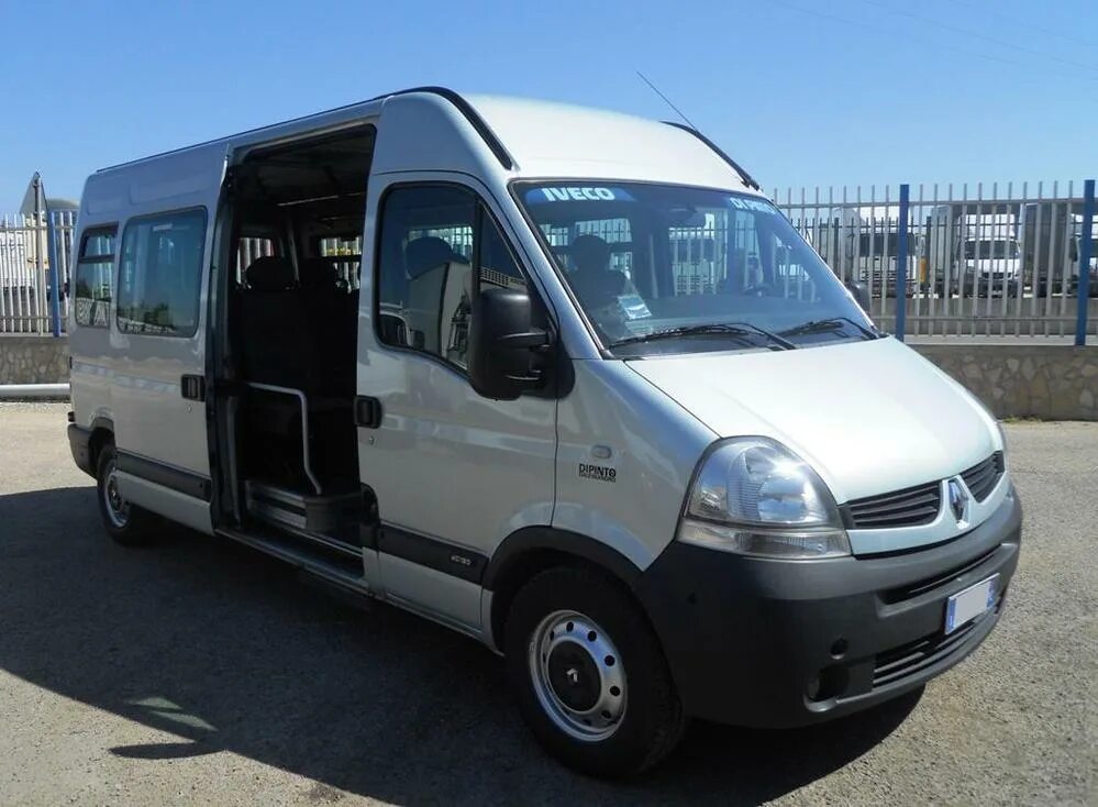 Фольксваген транспортер т3. Микроавтобус рено мастер 2. Vw transporter t1. Foton view c2. Рено бусик мастер.