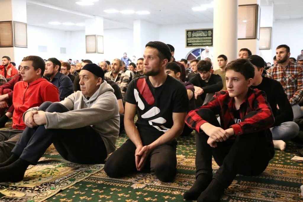 Таравих порядок. Награды за таравих намаз в рамадан. Таравих 20 ракаатов. Награда за таравих. Таравиз намаздын зикири.