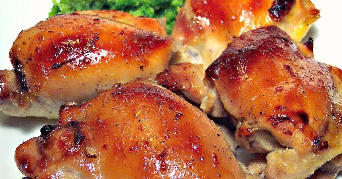 Как пожарить филе бедра. Бедро куриное. жареные куриные бедрышки. бедро куриное жареное. жареные бедра курицы.