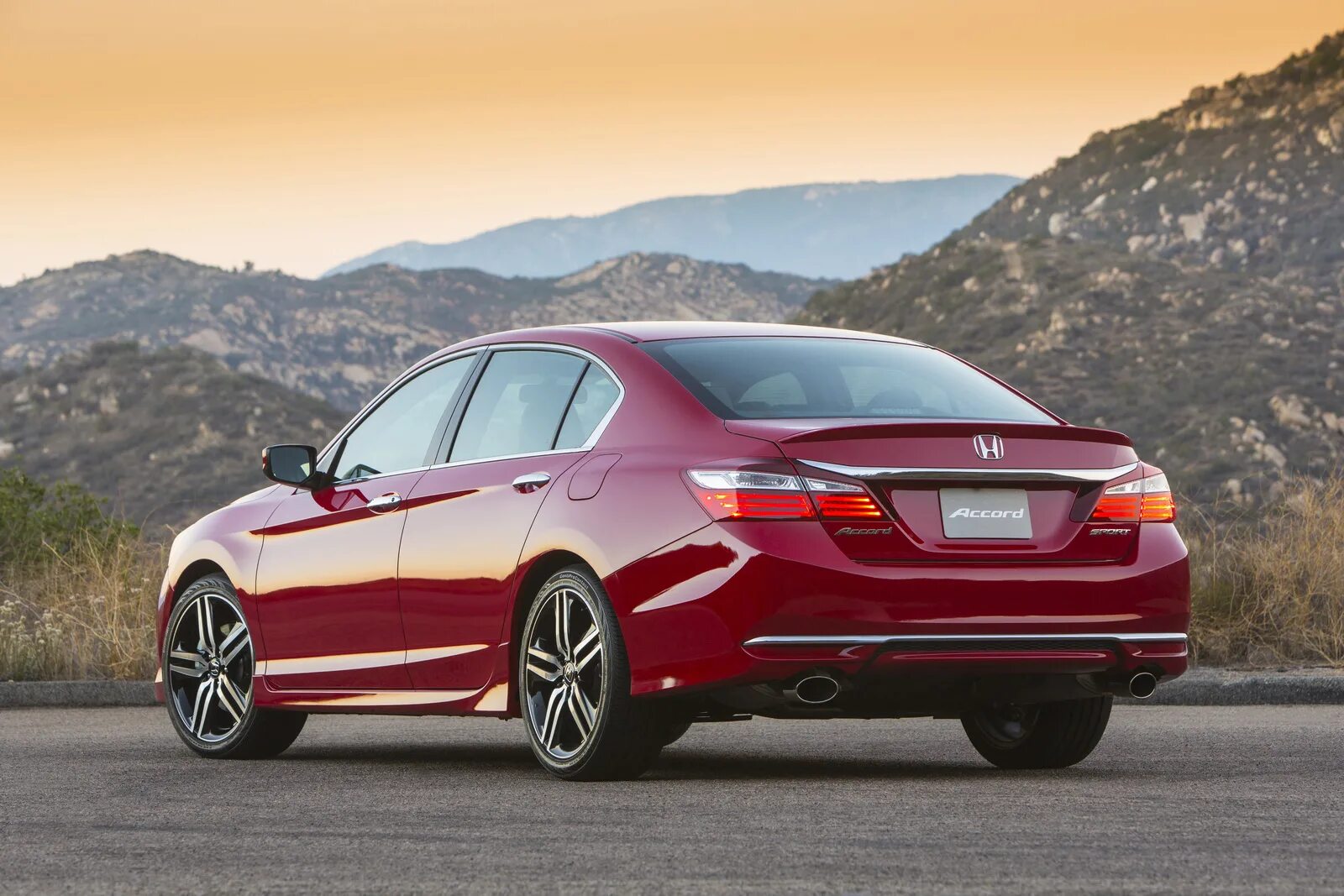 Honda. Honda Accord 2016 sedan. Honda Accord Sport 2016. Honda Accord 2016 USA. Honda Accord 10 Sport.