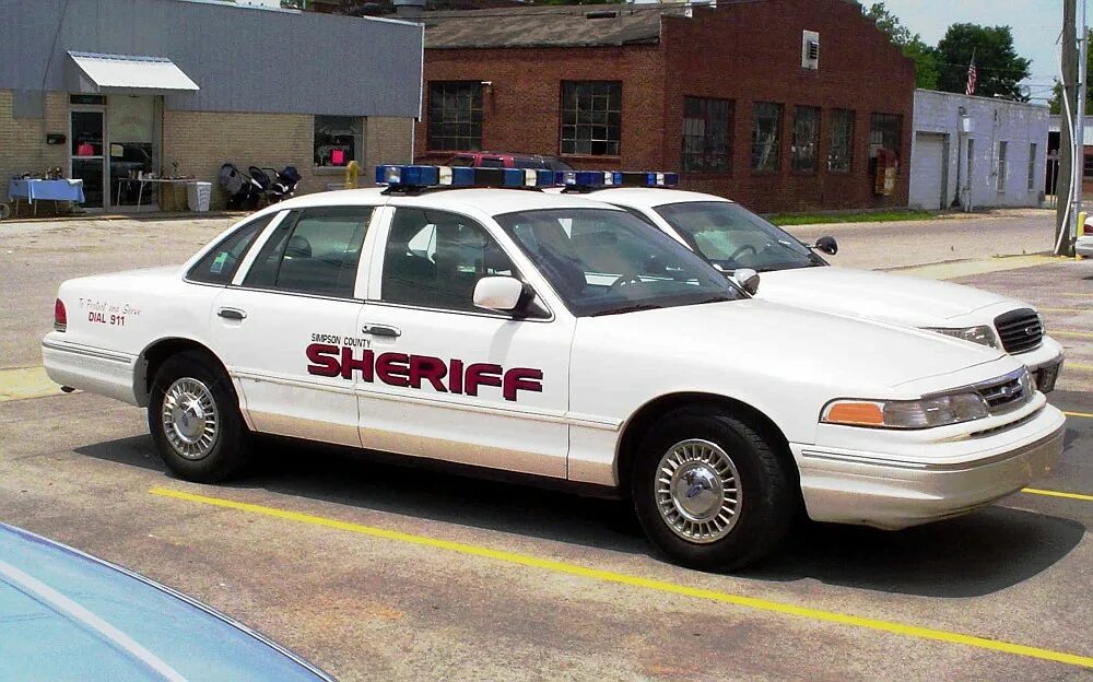 Ланс краун. Ford crown victoria 90. ford crown victoria 1997. форд краун виктория 2000. форд краун виктория 1978.