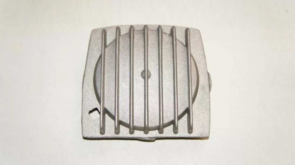 Левая крышка картера альфа 110 кубов. Крышка сцепления альфа 110 кубов. Крышка скутера 139qmb. Крышка на мопед. Крышка вариатора 139qmb.