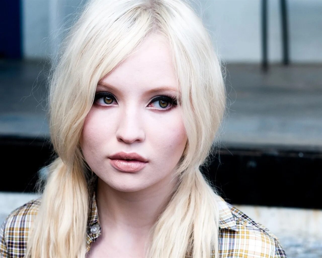 Browning sweet. @Sweet.Emily Emily Browning Sweet Dreams. Emily Browning blonde.