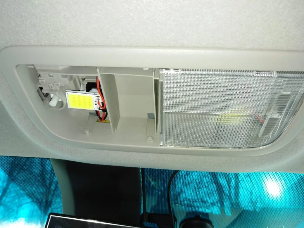 Как открыть плафон. Лампа салонного освещения honda shuttle. плафон освещения салона great wall safe. плафон освещения салона хонда одиссей rb1. светодиодные лампочки салона в honda hr v.