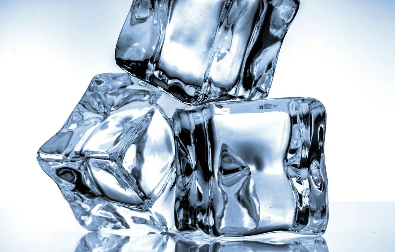 Сколько кубиков льда. Кубики льда. Кусочки льда. Кубики льда фон. Лед.