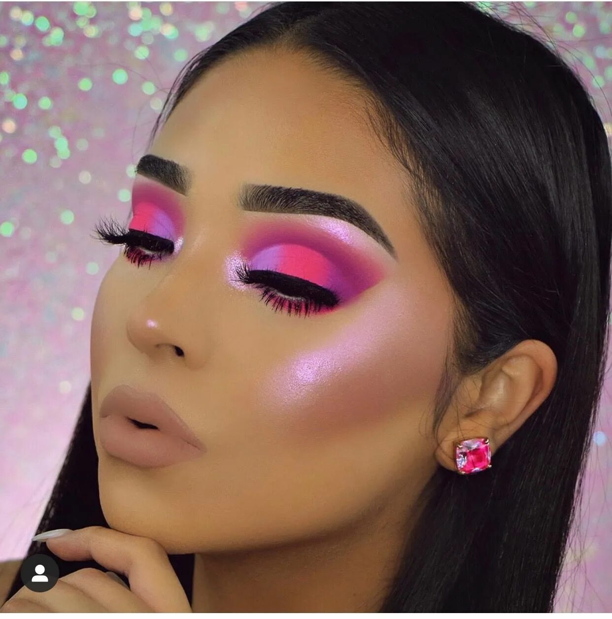 Pink make up