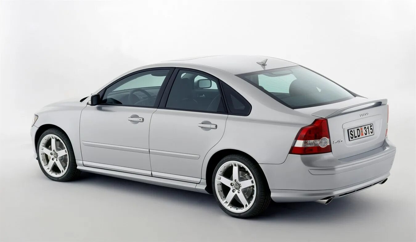 Volvo s40 2007. Volvo s40 2004-2012. Вольво s40 2004. Volvo s40 r.