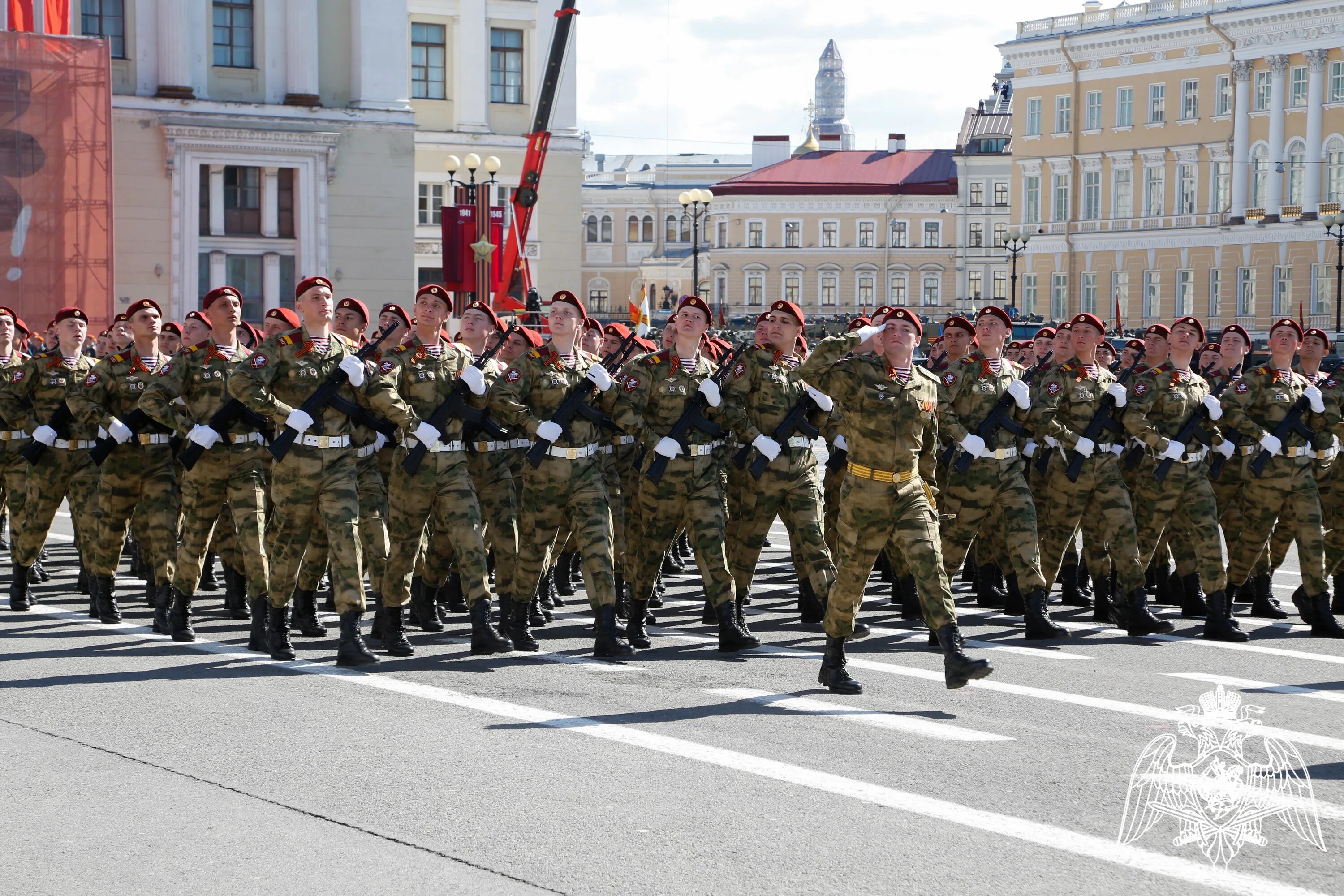 Войска национальной гвардии РФ. Парад Победы в Санкт-Петербурге СПВИ ВНГ. Санкт-Петербургский военный институт ВНГ РФ. Войска национальной гвардии России.