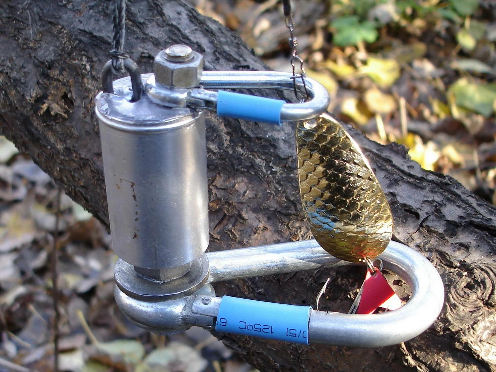 самодельные рыболовные приманки. самоделки для спиннингистов. самоделки для рыбалки. самодельный рыболовный. мастерская рыболова самоделки.