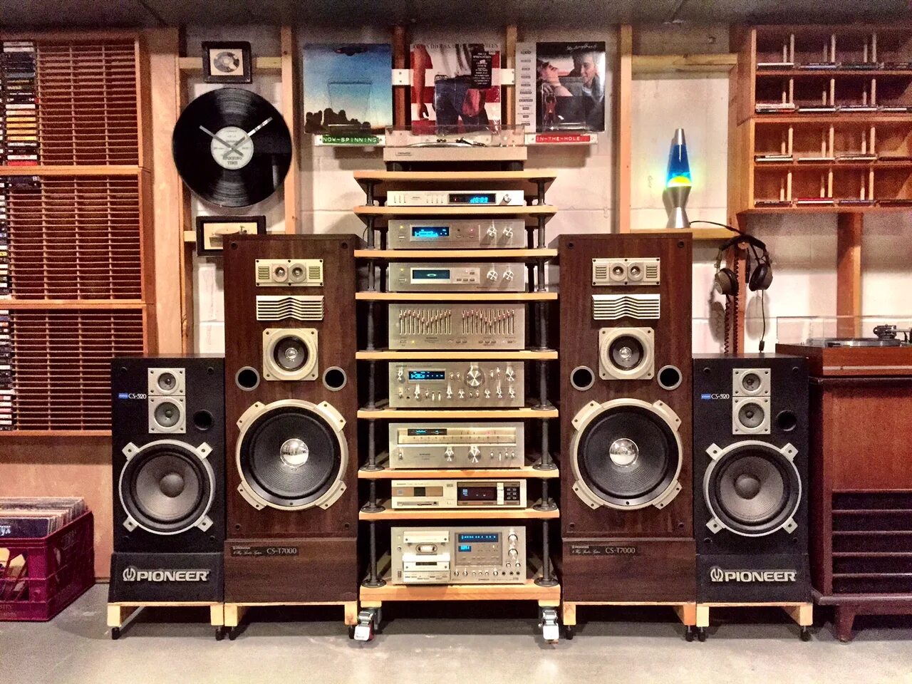 Винтажная техника. Винтажная hi-fi аудиотехника pioneer. hi fi audio винтаж vintage. hi end аппаратура винтаж. колонки philips hi-fi vintage.