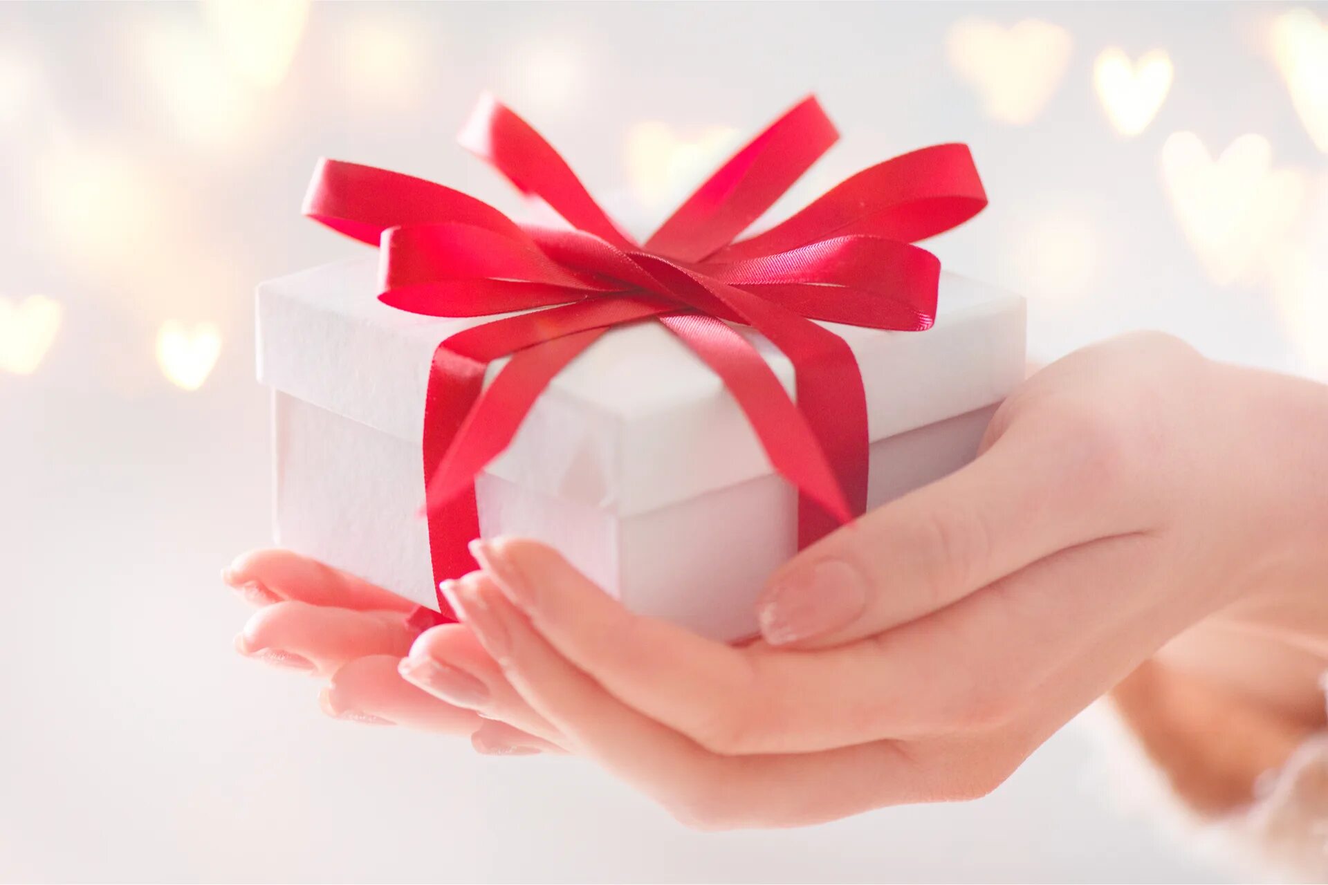 Подарок сюрприз. Подарки картинки красивые. Цветы в подарок. Цветы в подарок. Gift for man.