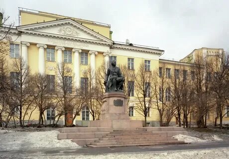Мгу моховая 9