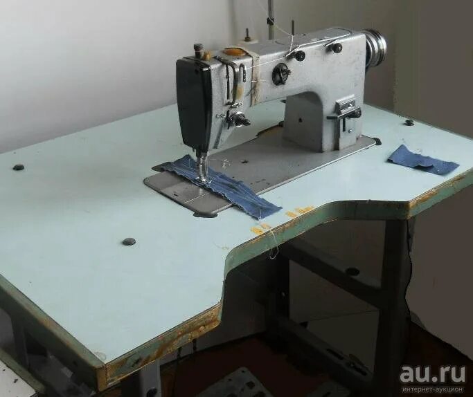 Авито промышленную швейную машину. Промышленная швейная машина 1022. Швейная машинка Промышленная б/с кл 1022 м. Промышленная машина класс 22м. Швейная машина 1022 класса.