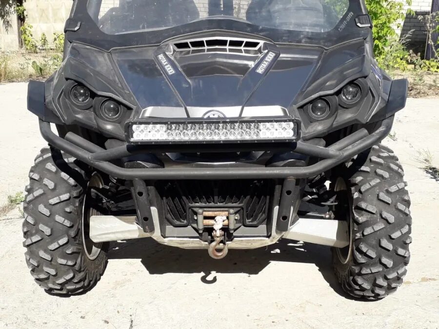 Brp commander. Brp командер 1000. utv brp commander limited. шины для brp commander. брп командер с кабиной.