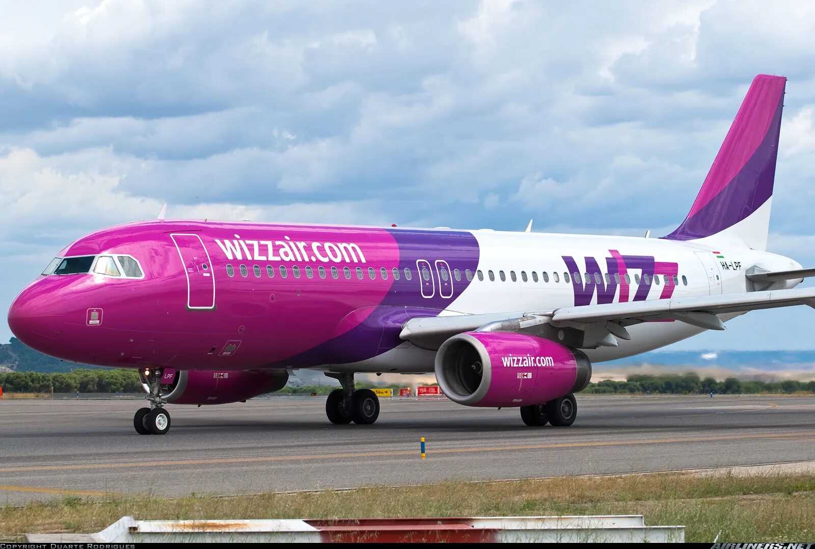 Wizz Air a321neo. A321neo Wizz Air Malta. Airbus a320 Wizz Air. Wizz Air 747.