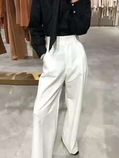 Белые широкие штаны