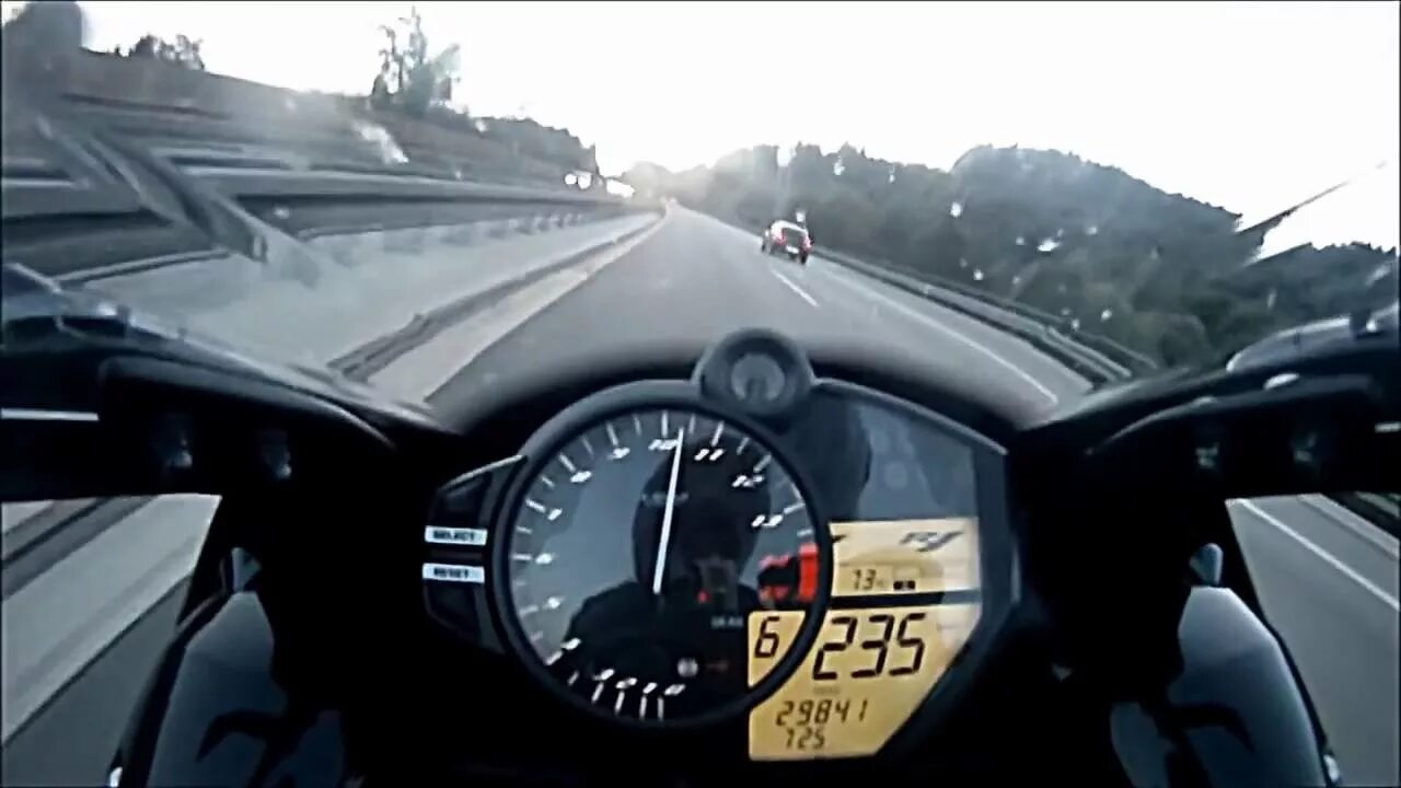 Yamaha r1 спидометр. Yamaha r1 разгон. Спидометр Ямаха r-1. Спидометр от Ямахи r1. High top speed