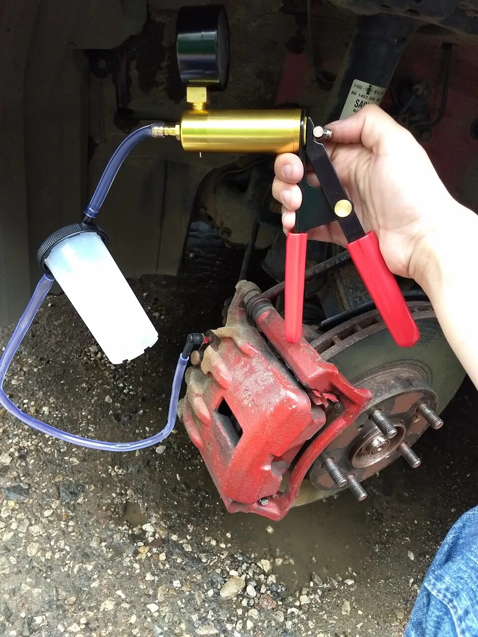 Прокачка устройств. Прибор для прокачки тормозов 1. Licota ats-4008 бачок с пневмооткачкой/закачкой. Прокачка устройств. Приспособление для прокачки тормозов ваз 2108.