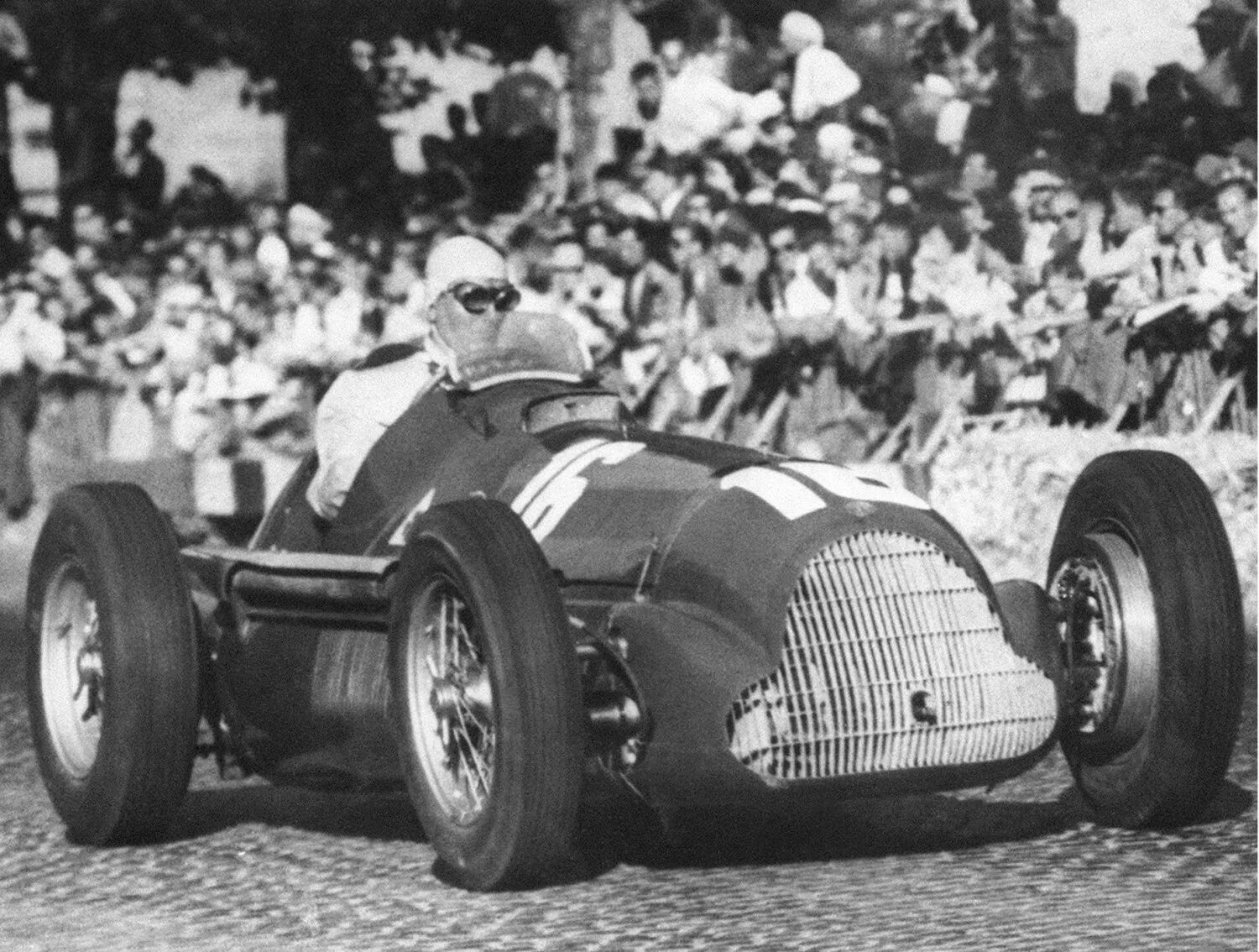 F1 1950 Alfa Romeo. Alfa Romeo 158 1950. Нино Фарина. Alfa Romeo f1 1951. Нино фарины