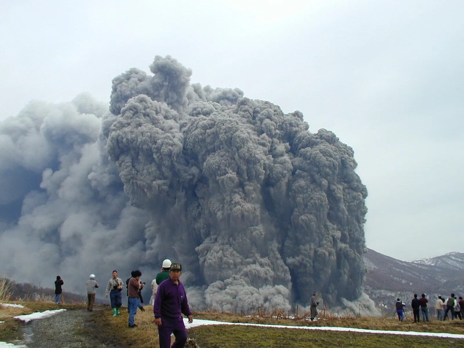 Извержение Онтакэ. Вулкан Онтакэ. Вулканические катастрофы. ЧС вулкан.
