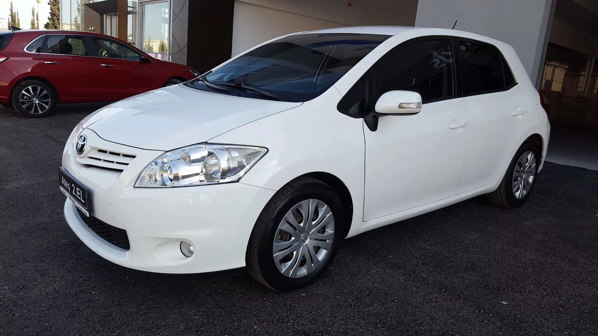 Toyota Auris 1. Тойота аурис 2012. Тойота аурис 2007 белая. Тойота Auris 2008.