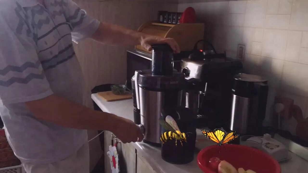 Соковыжималка BOSCH MES 20G0.mp4 - YouTube