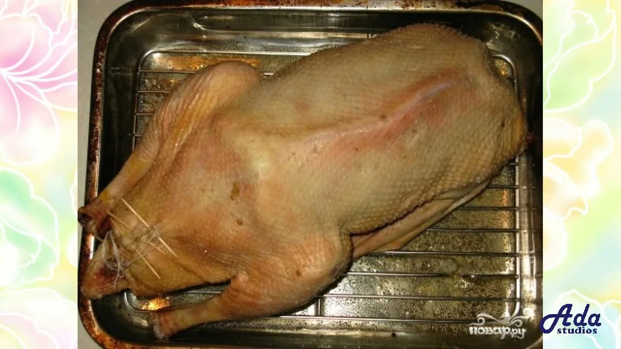 Утка фаршированная айвой. Утка в духовке с корочкой. Пол утки в духовке. Утка с яблоками и черносливом. Утка без духовки.