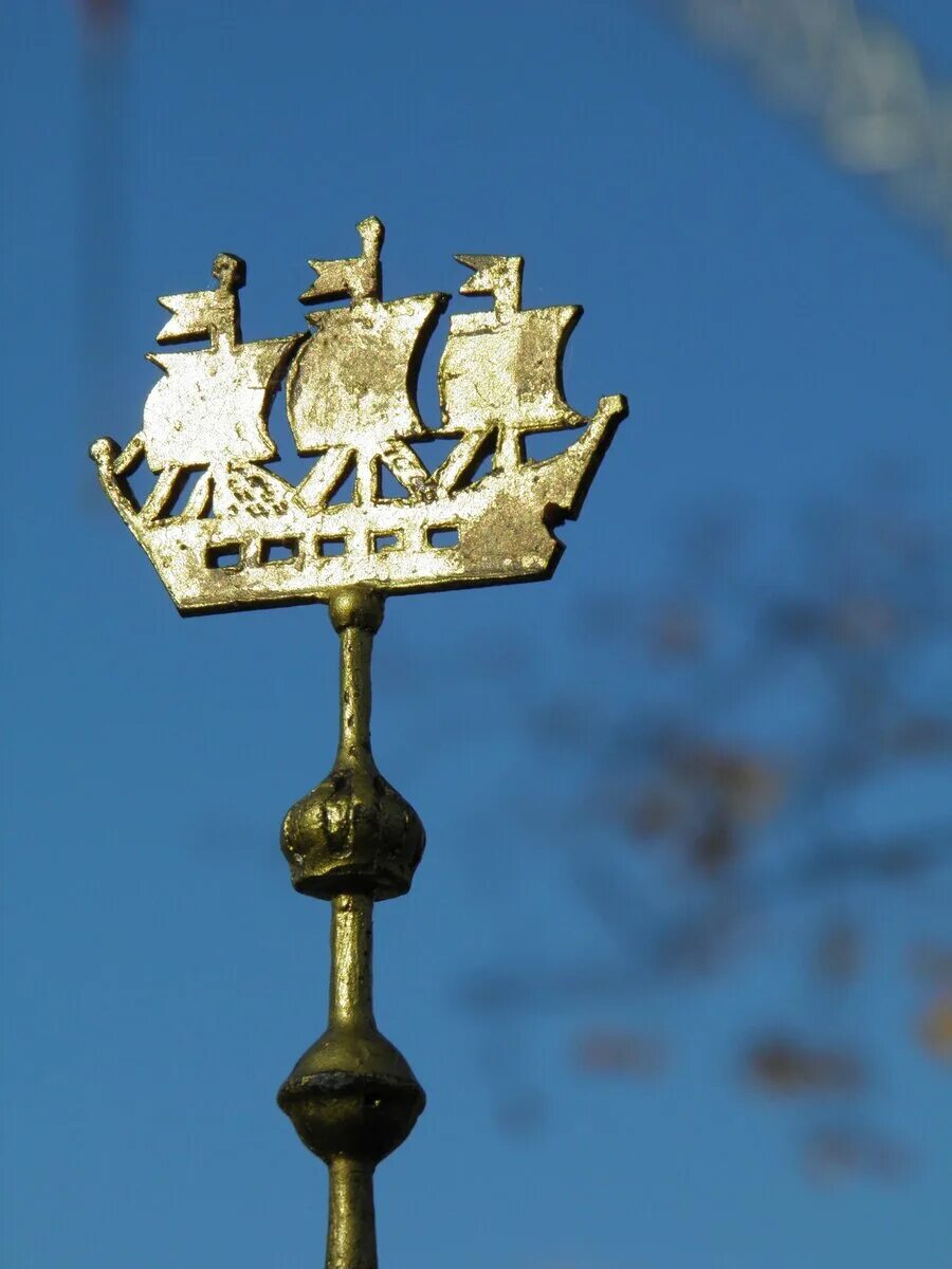 Символы адмиралтейства. Кораблик на адмиралтействе спб. Кораблик на адмиралтействе спб. Адмиралтейство захаров детали. Санкт-петербург.