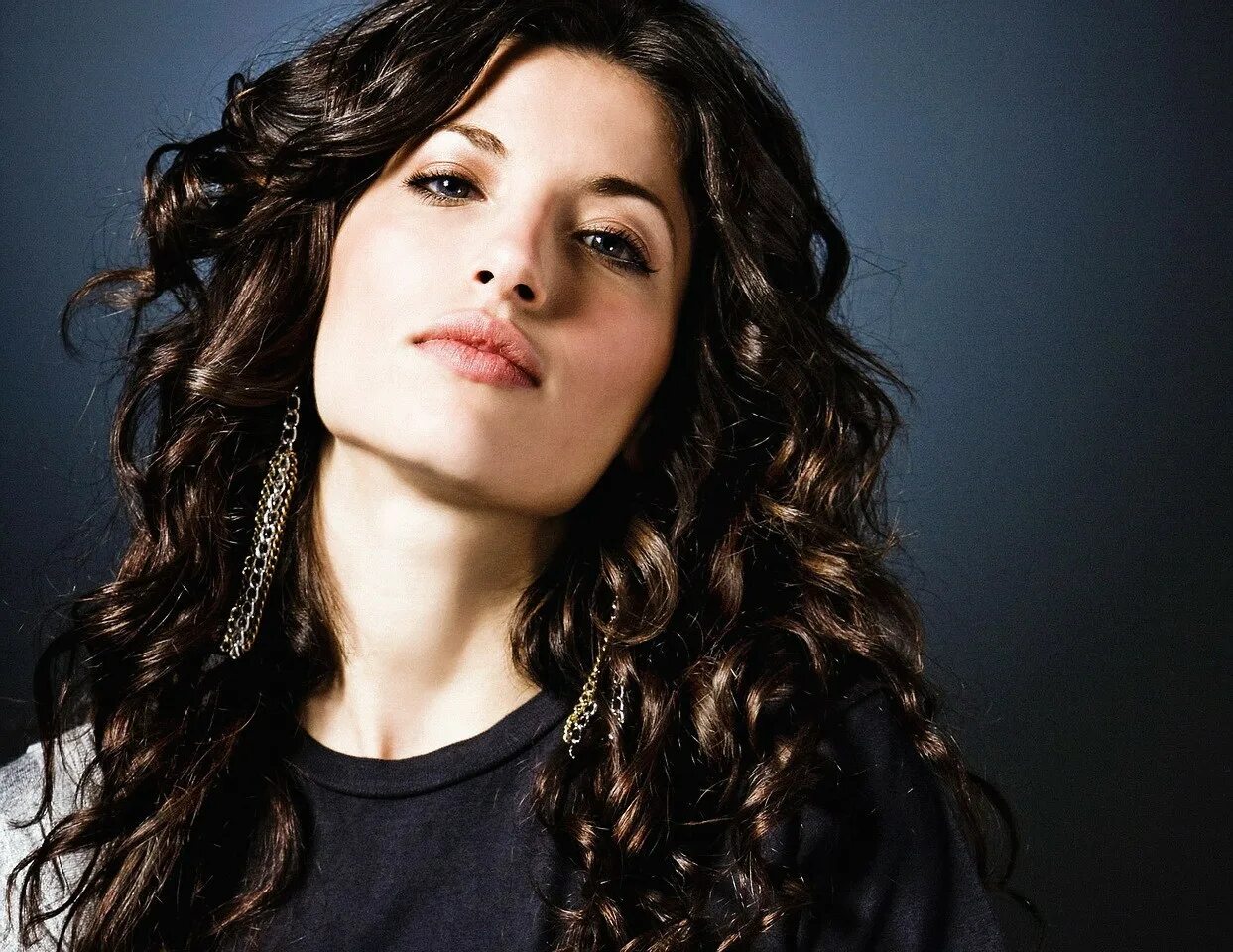 Тане танем. Та́ня ре́ймонд. Тане танем. Тане танем. Армяне и цавт танем.