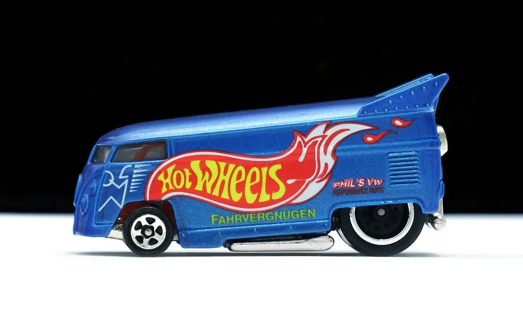 Hot wheels автобусы. Хот вилс школьный автобус. Hot wheels автобусы. Hot wheels 189/250 hw metro. Игрушка япония автобус желтый музыкальный.