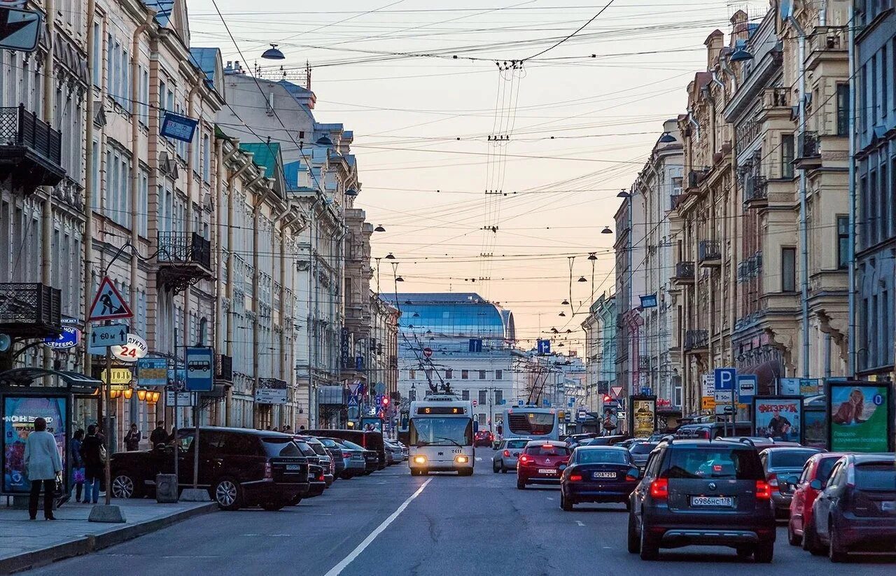 Как называются улицы в питере. Ул морская санкт-петербург. малая морская санкт-петербург. центр питера улицы. питер улица малая морская.