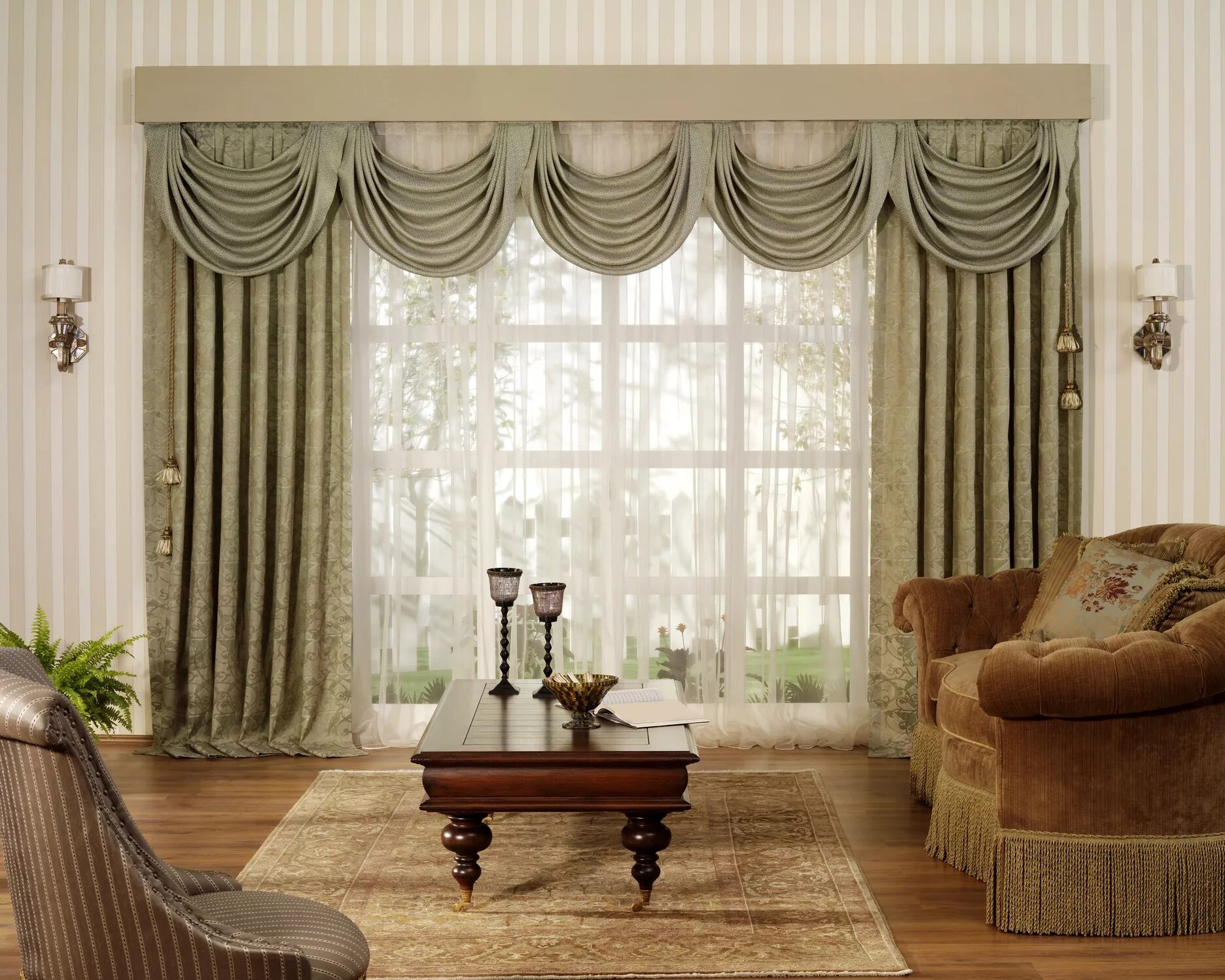 Классические шторы с ламбрекеном. Шторы для зала. Современные шторы для гостиной. Занавески для зала. Шторы в гостиную магазин.