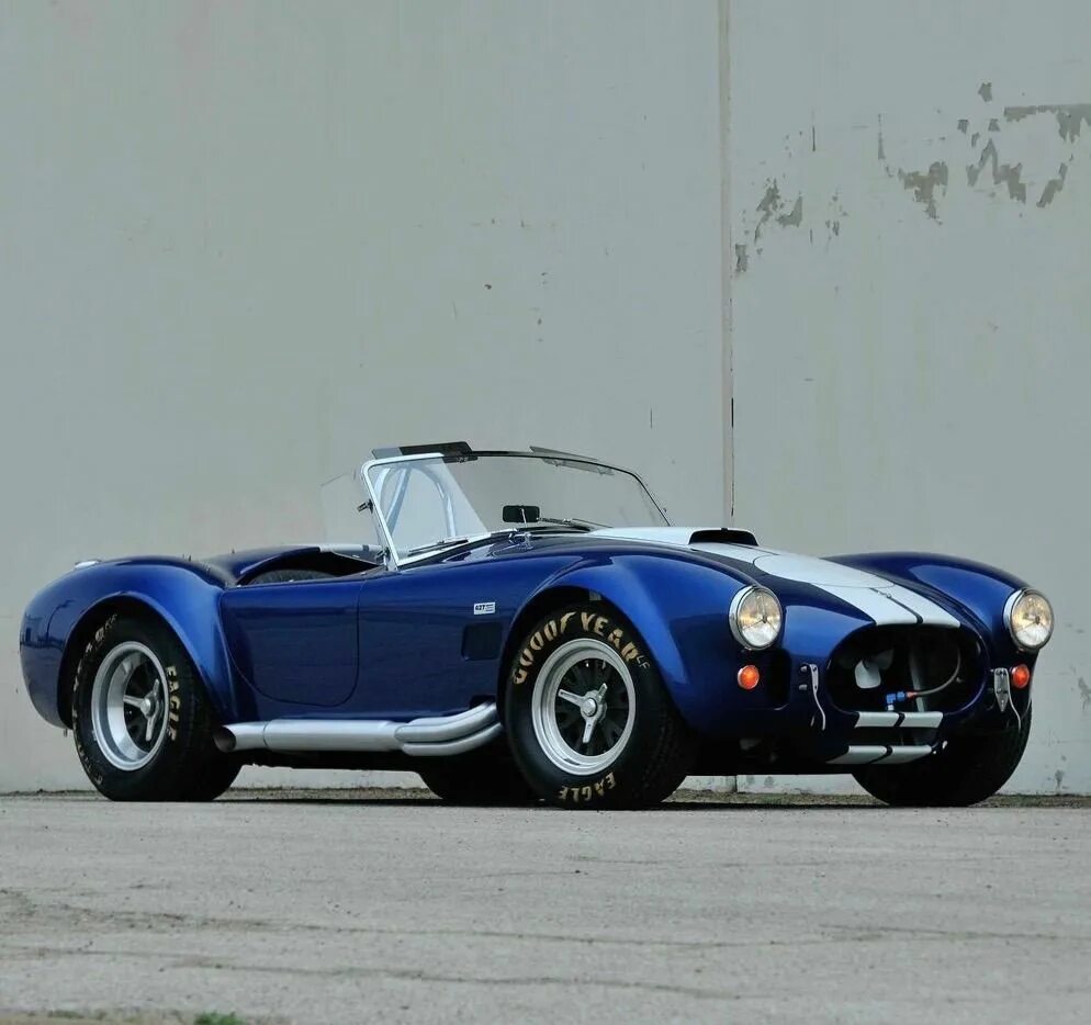 Shelby cobra купить. Ford Shelby Cobra 1967. Форд Кобра 427. Форд Шелби Кобра. Кабриолет Shelby Cobra 1967.