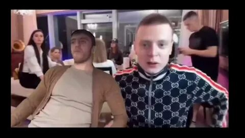 Вчера вечером он задонатил 5 миллионов акулич