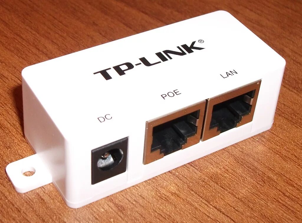 Poe инжектор tp link. TP-link инжектор POE. TP link DC POE lan. TP-link POE адаптер. POE инжектор TP-link wa5210g.