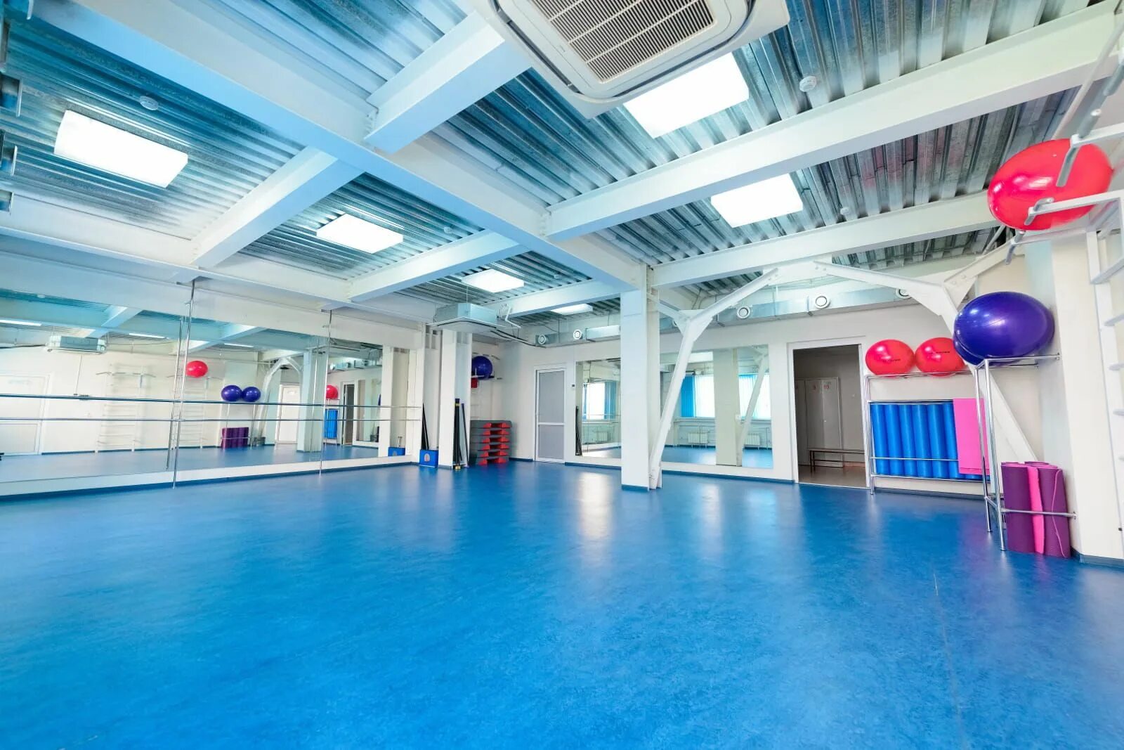 Камера спортзала петргу