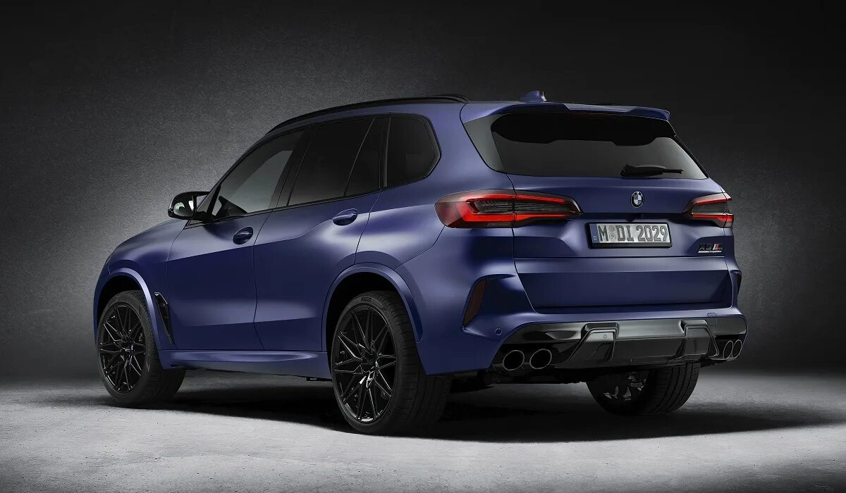 Bmw m 2024. BMW x5m 2021. X5m Competition 2021. БМВ x5m Competition 2022. BMW x5 Competition 2021.