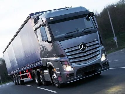 Тягач mercedes