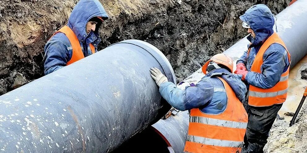 Прокладка труб водопровода. Ремонт водовода. Прокладка трубопроводов водоснабжения. Капитальный ремонт водовода. Трубопроводы водоснабжения.