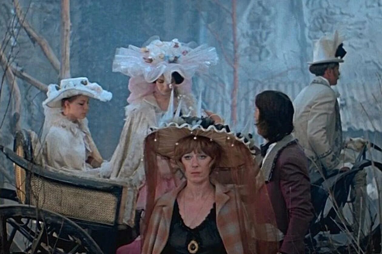 обыкновенное чудо 1978. обыкновенное чудо аманда. обыкновенное чудо фрейлины. воилкова обыкновенное чудо. обыкновенное чудо фильм 1978 кадры.