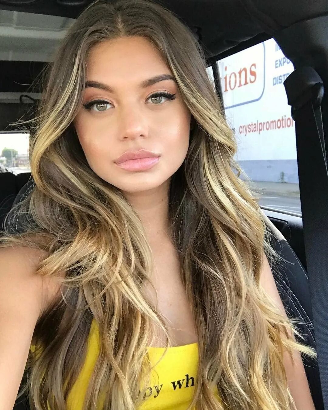 Контуринг русые. Контуринг на русые волосов. Контуринг волос балаяж. Контуринг окрашивание блонд. Мелирование контуринг.