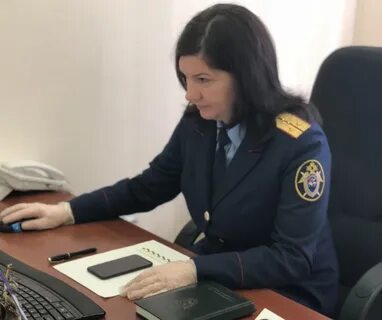 Следователь по делам несовершеннолетних