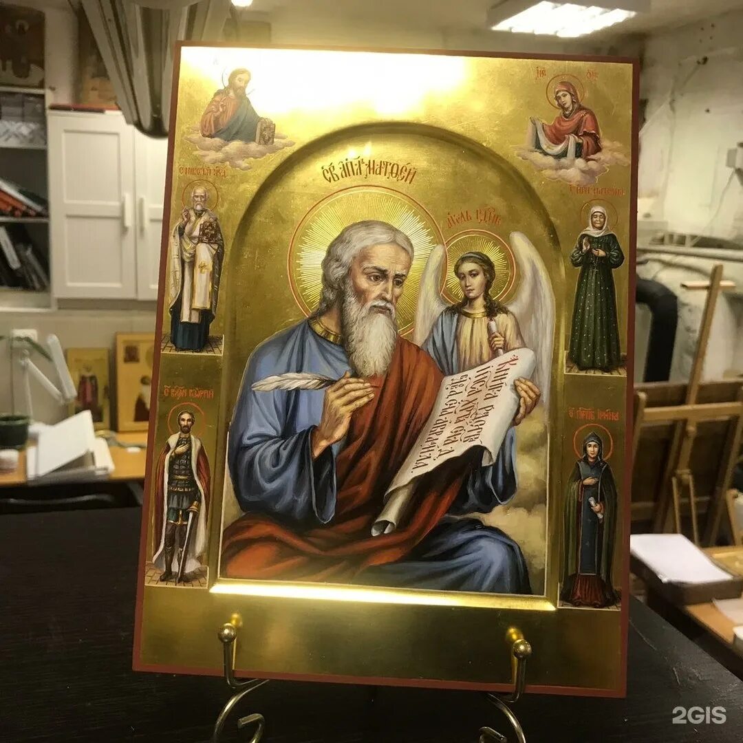 Иконописная мастерская екатерины. Мастерская иконописца 19 век. Ильинская екатерина борисовна. Икона спасителя утопающих. Иконописная мастерская екатерины.